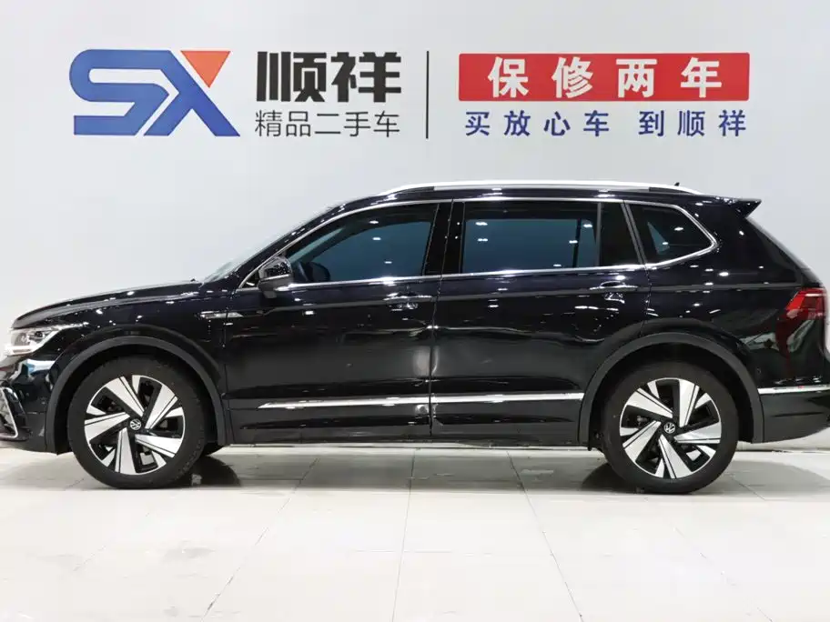 Volkswagen Tiguan L фото 6
