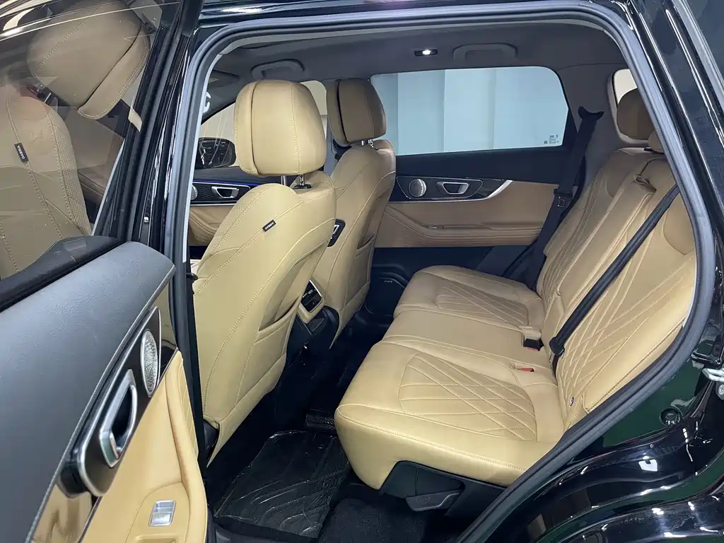 Chery Tiggo 8 PRO фото 9