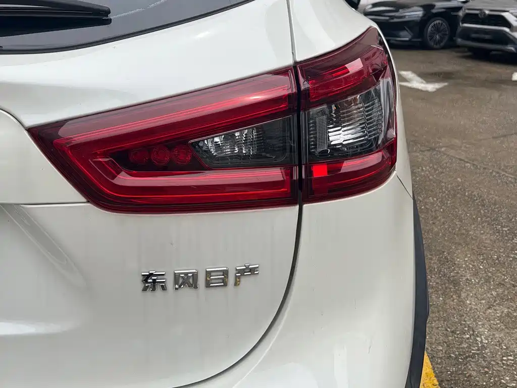 Nissan Qashqai фото 6