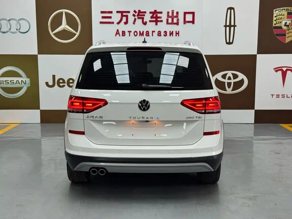 Volkswagen Touran фото 5