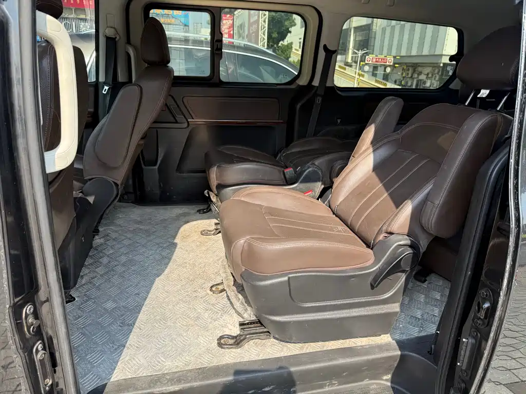 Dongfeng Forthing PLUS фото 3