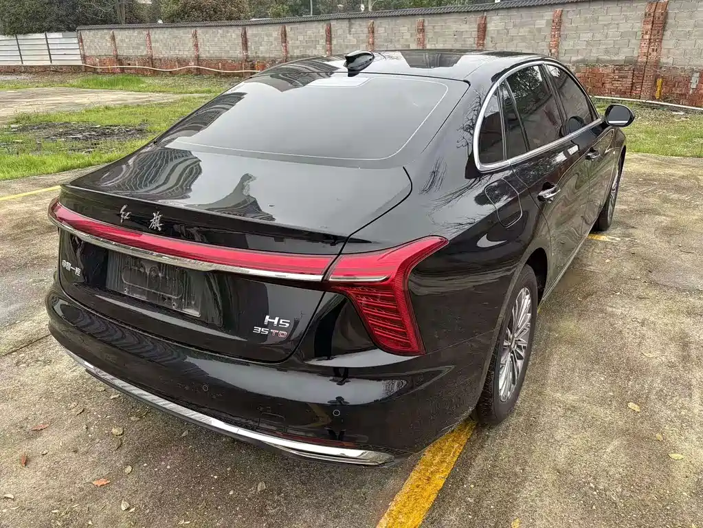Hongqi H5 фото 5