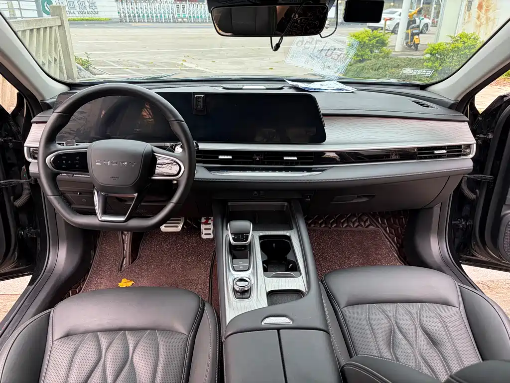 Chery Arrizo 8 фото 8