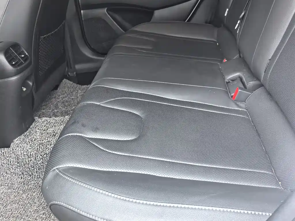 Hyundai Elantra фото 6