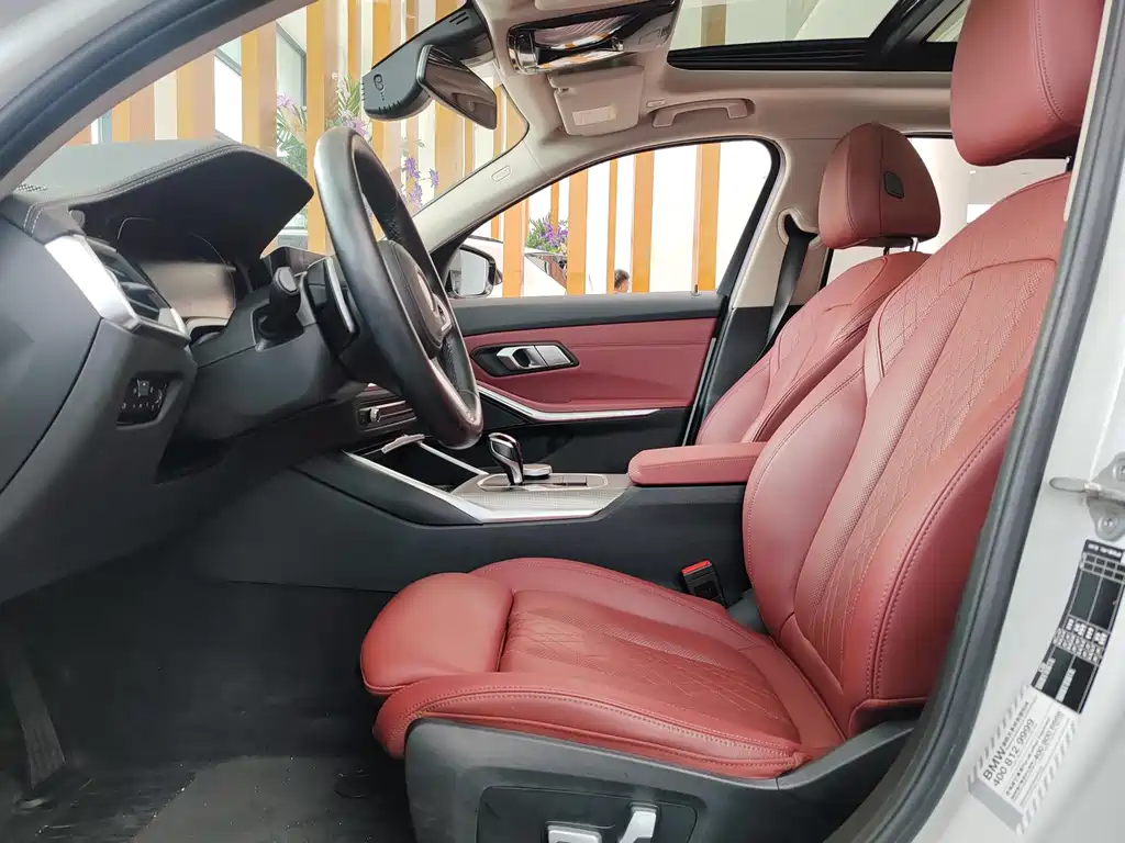 BMW 3 Series фото 8