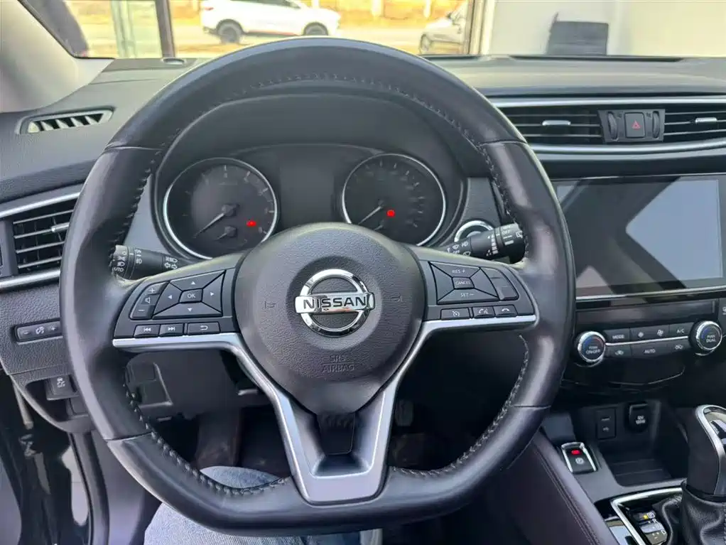 Nissan Qashqai фото 7