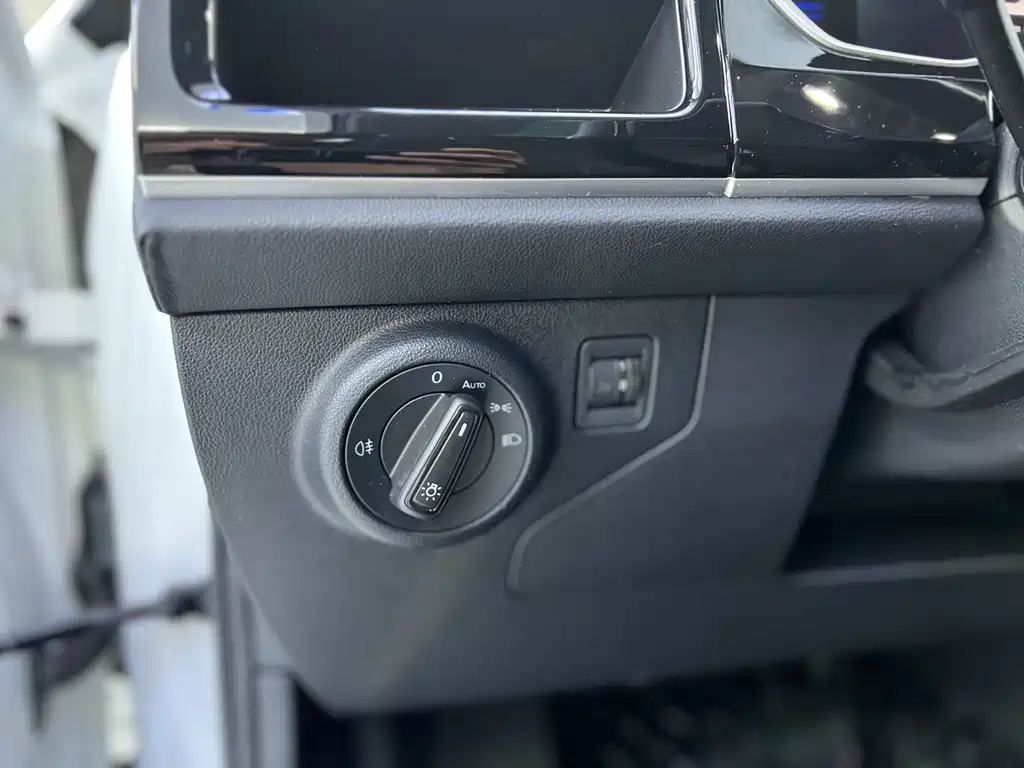 Jetta VS7 фото 5