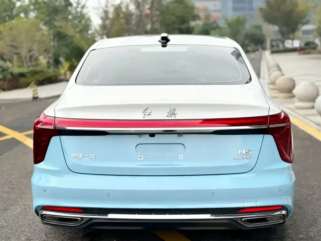 Hongqi H5 фото 10