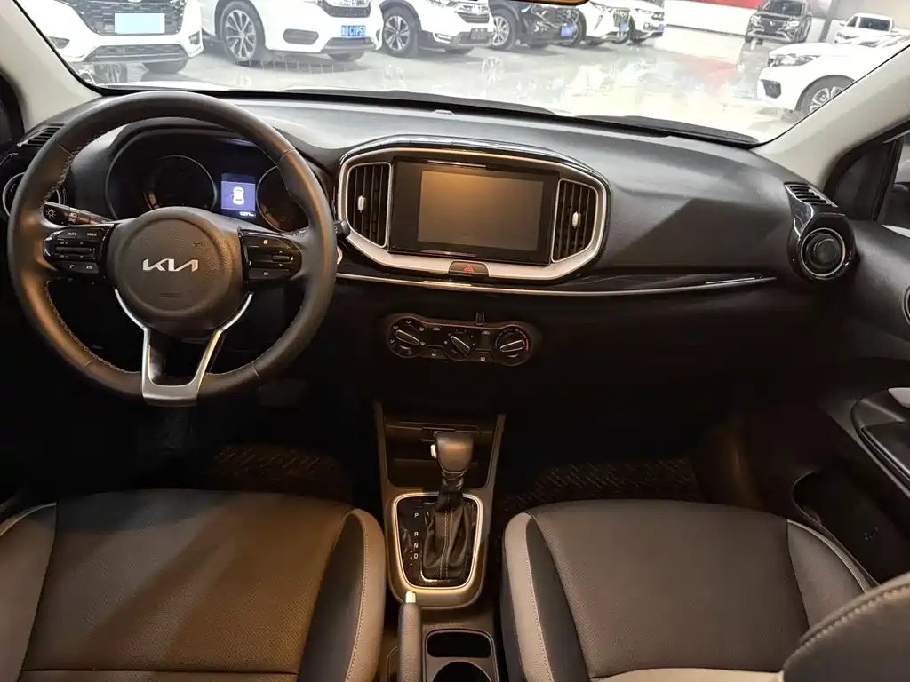 Kia KX1 фото 6
