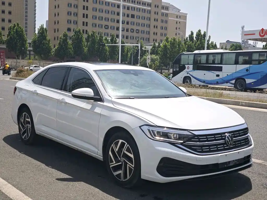 Volkswagen Sagitar фото 3