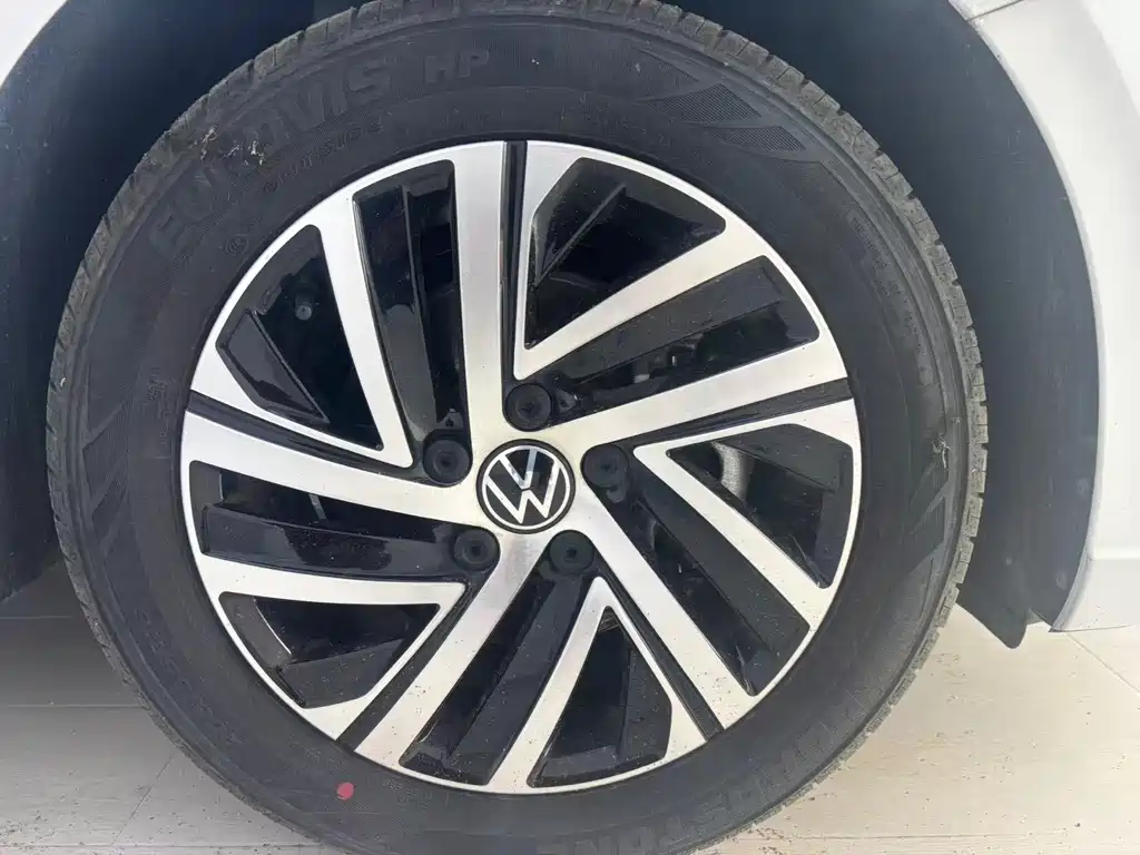 Volkswagen Lavida фото 4