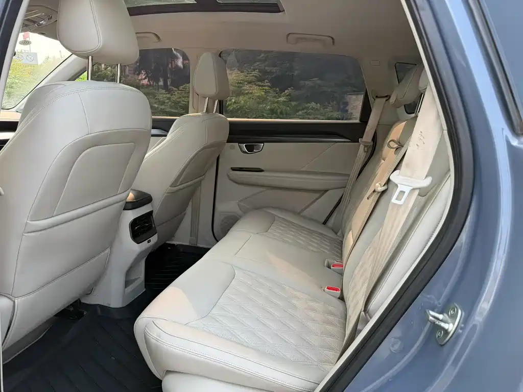 Wuling Wuling Xingchen фото 9
