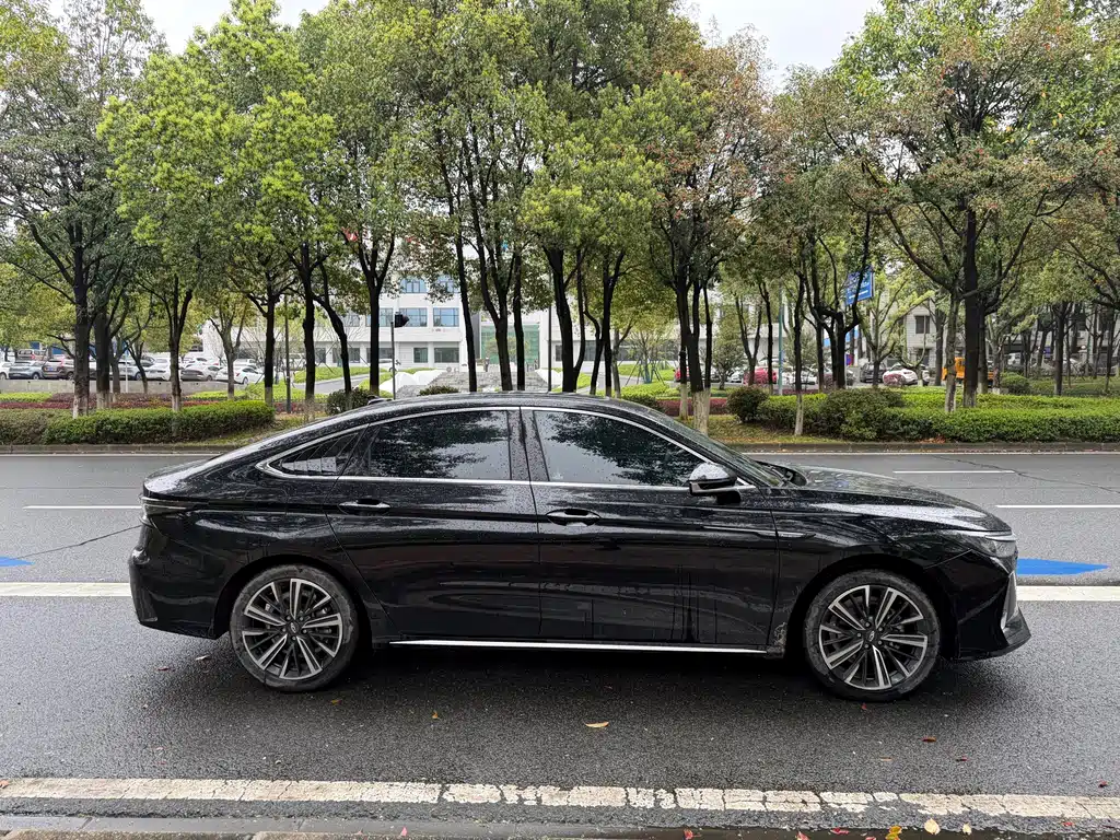 Chery Arrizo 8 фото 4