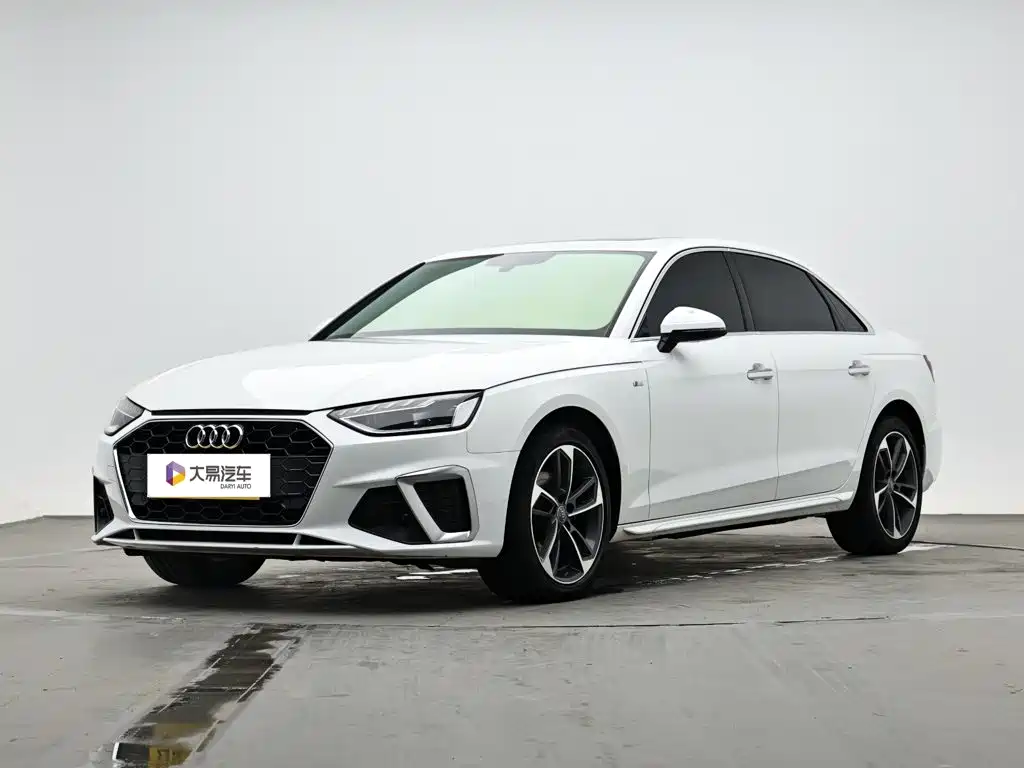 Audi A4L 2022 — фото автомобиля