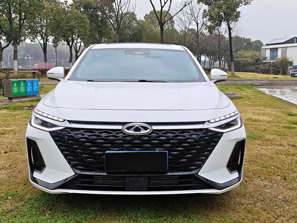Chery Arrizo 8 фото 2