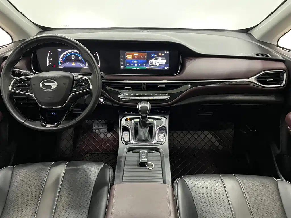 GAC Trumpchi M6 фото 4