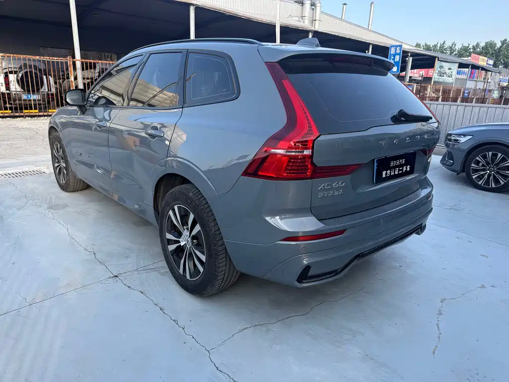 Volvo XC60 фото 9