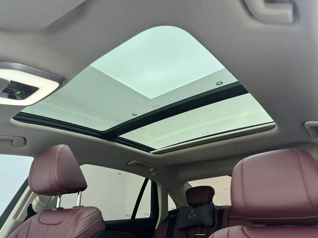 Hongqi H5 фото 6