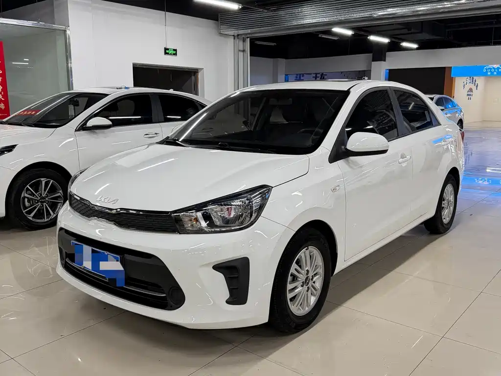 Kia Pegas 2022 — фото автомобиля