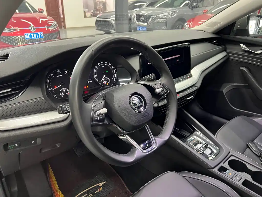 Skoda Octavia фото 11