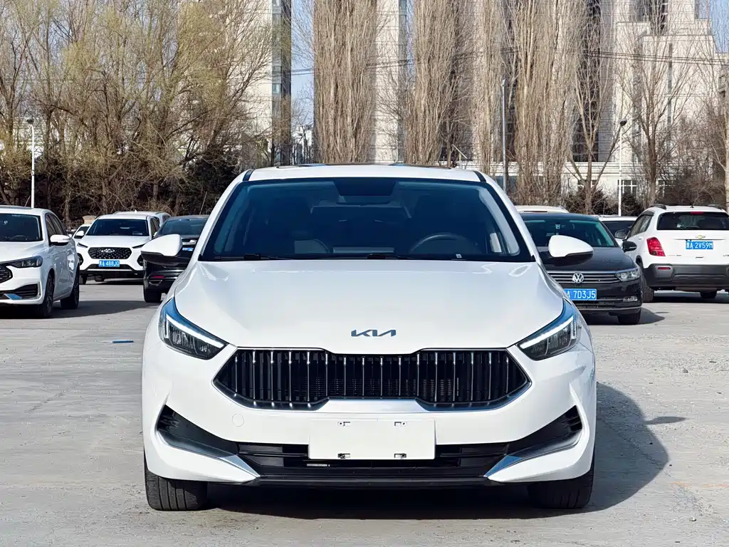 Kia K3 фото 2