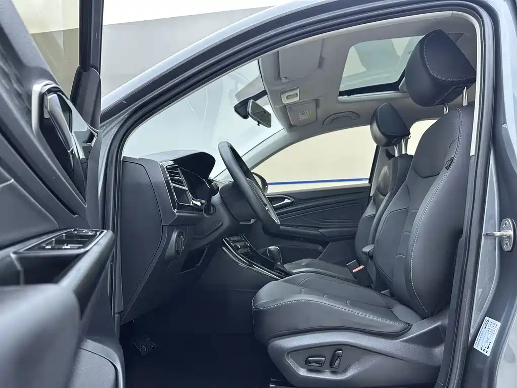 Jetta VS5 фото 7