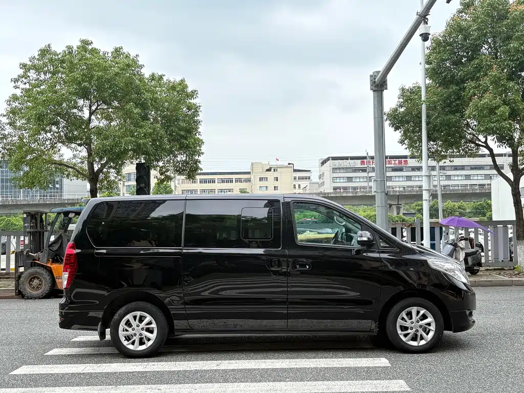 Dongfeng Forthing LingzhiPLUS фото 4