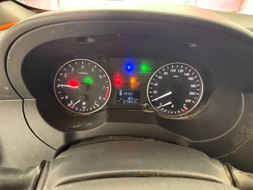 JAC Refine Refine M3 фото 4