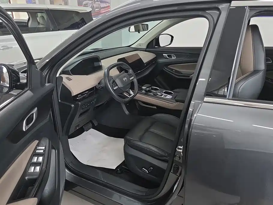 Changan CS55 Plus фото 9