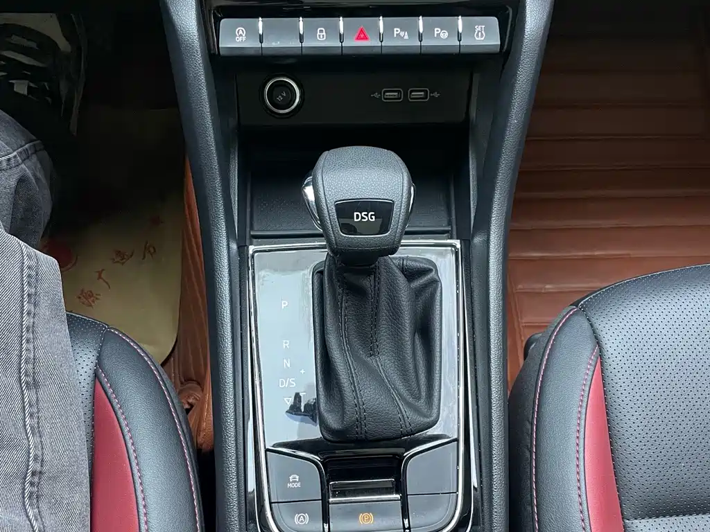 Skoda Karoq фото 11