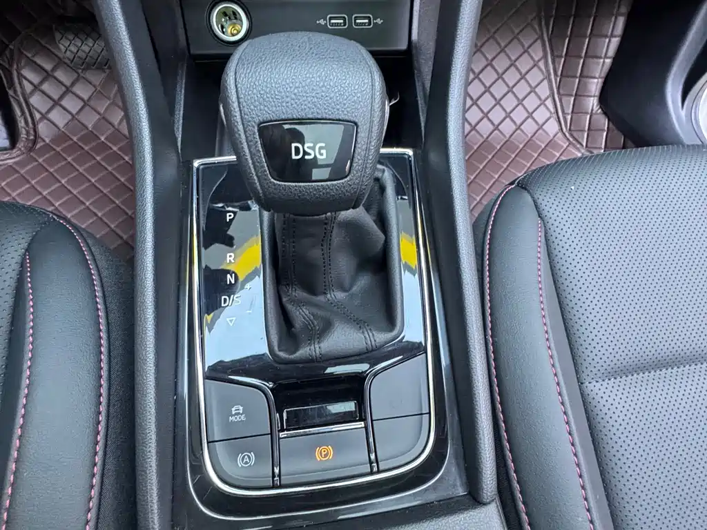 Skoda Karoq фото 12