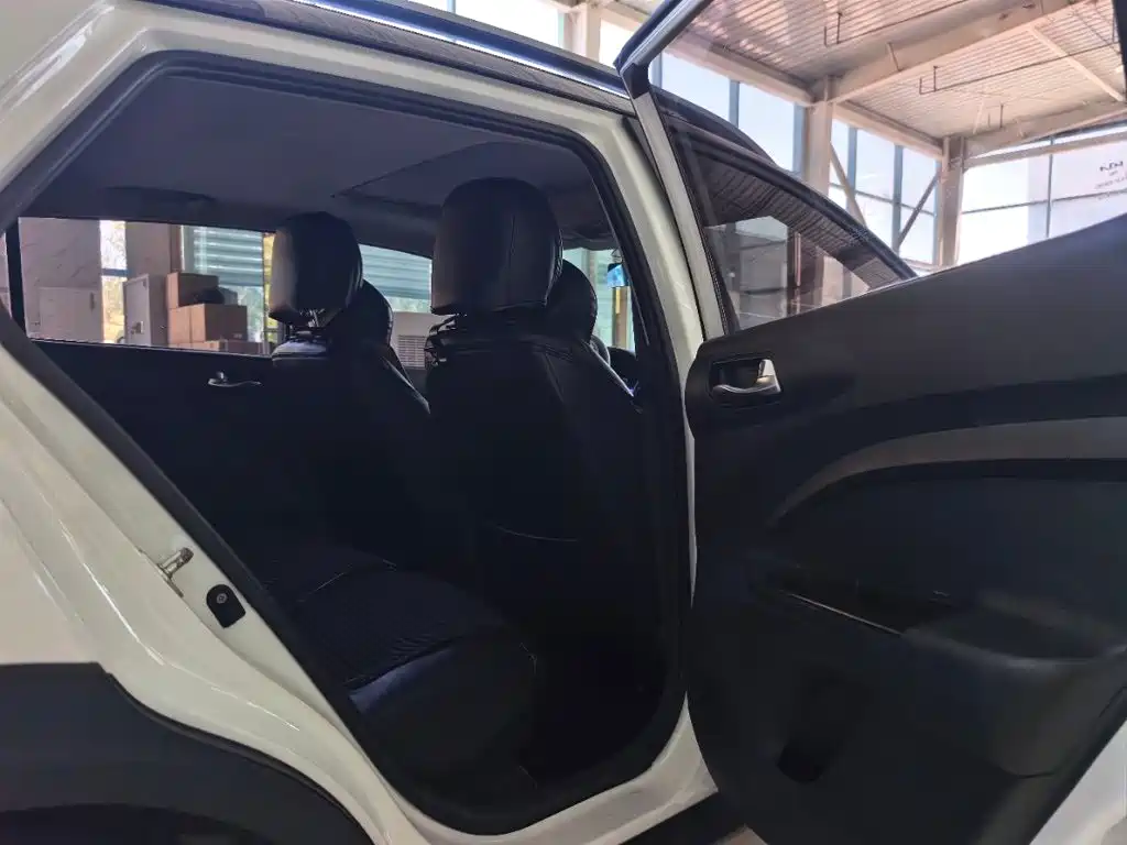 Kia KX1 фото 5