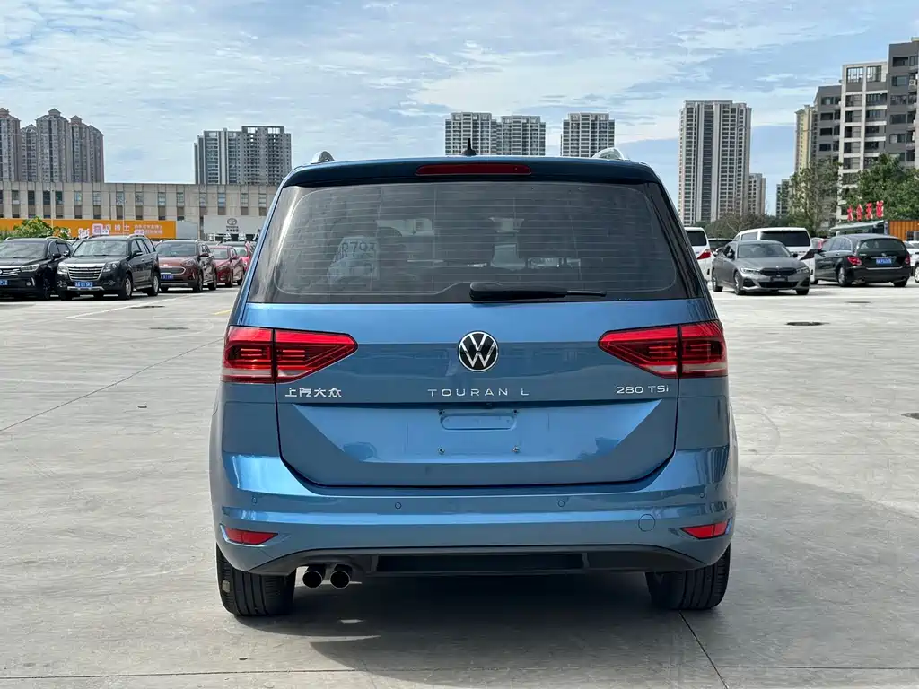 Volkswagen Touran фото 5
