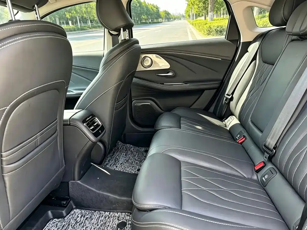 Chery Arrizo 8 фото 7