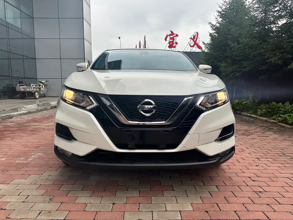 Nissan Qashqai фото 2