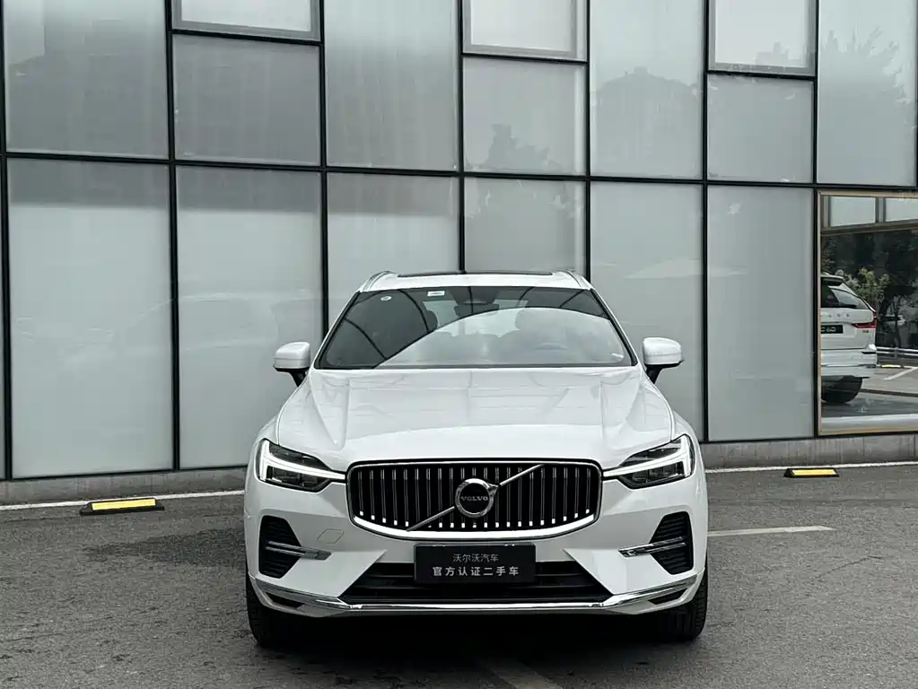 Volvo XC60 фото 5