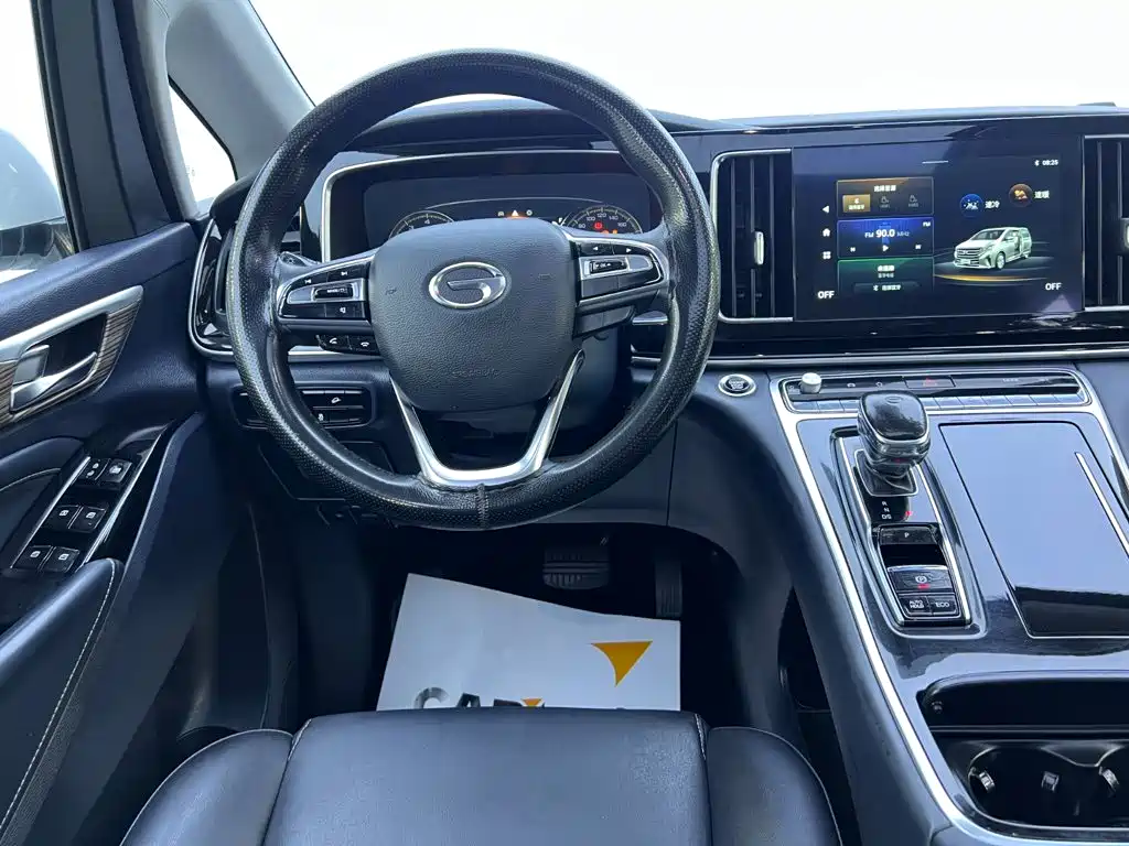 GAC Trumpchi M8 фото 12