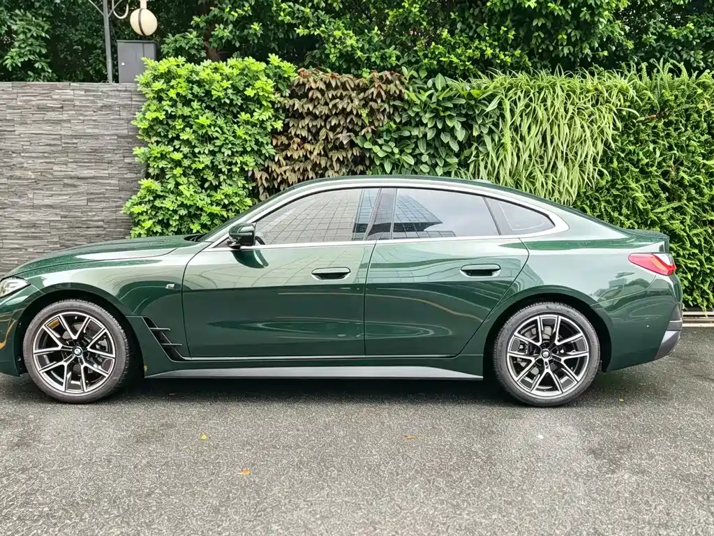 BMW 4 Series фото 3