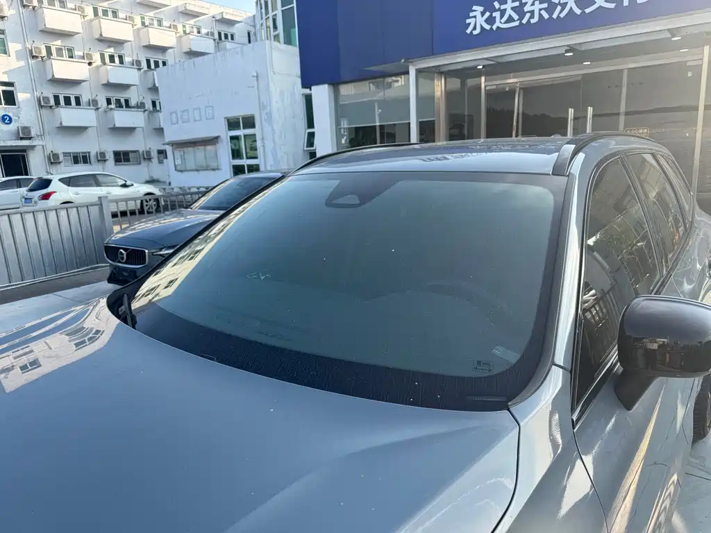 Volvo XC60 фото 7