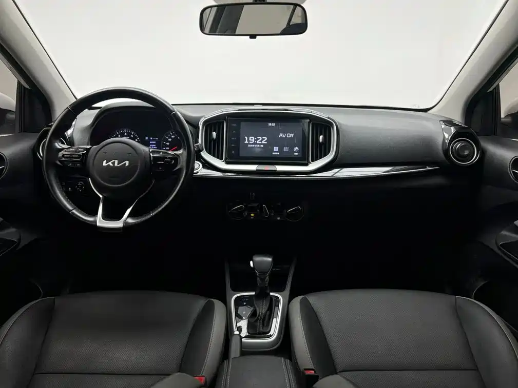 Kia KX1 фото 12