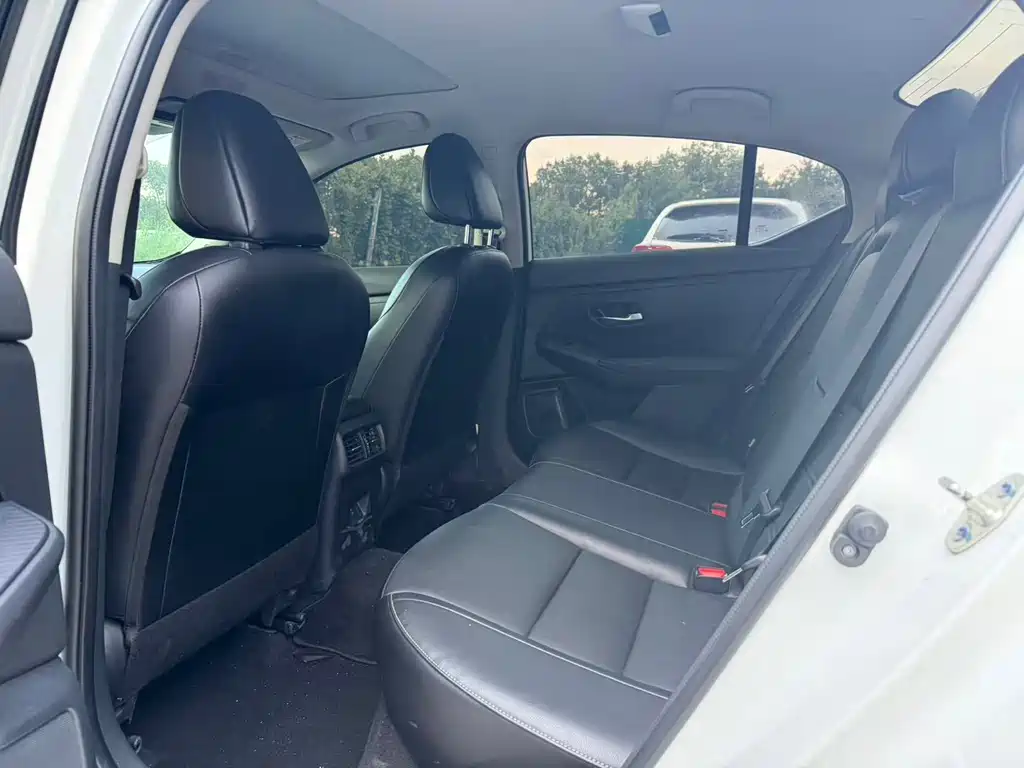 Nissan Sylphy фото 4