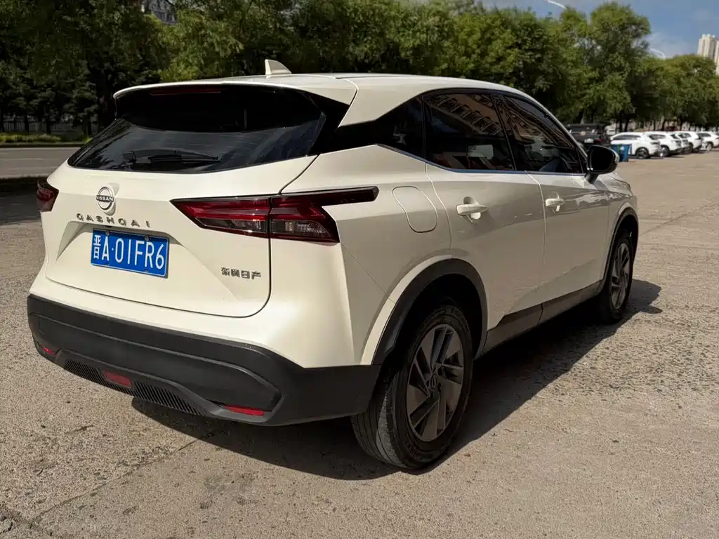 Nissan Qashqai фото 6