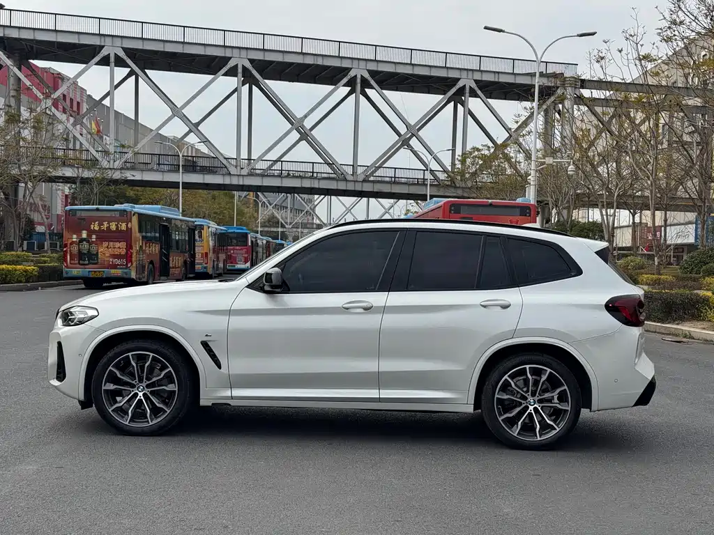 BMW X3 фото 2
