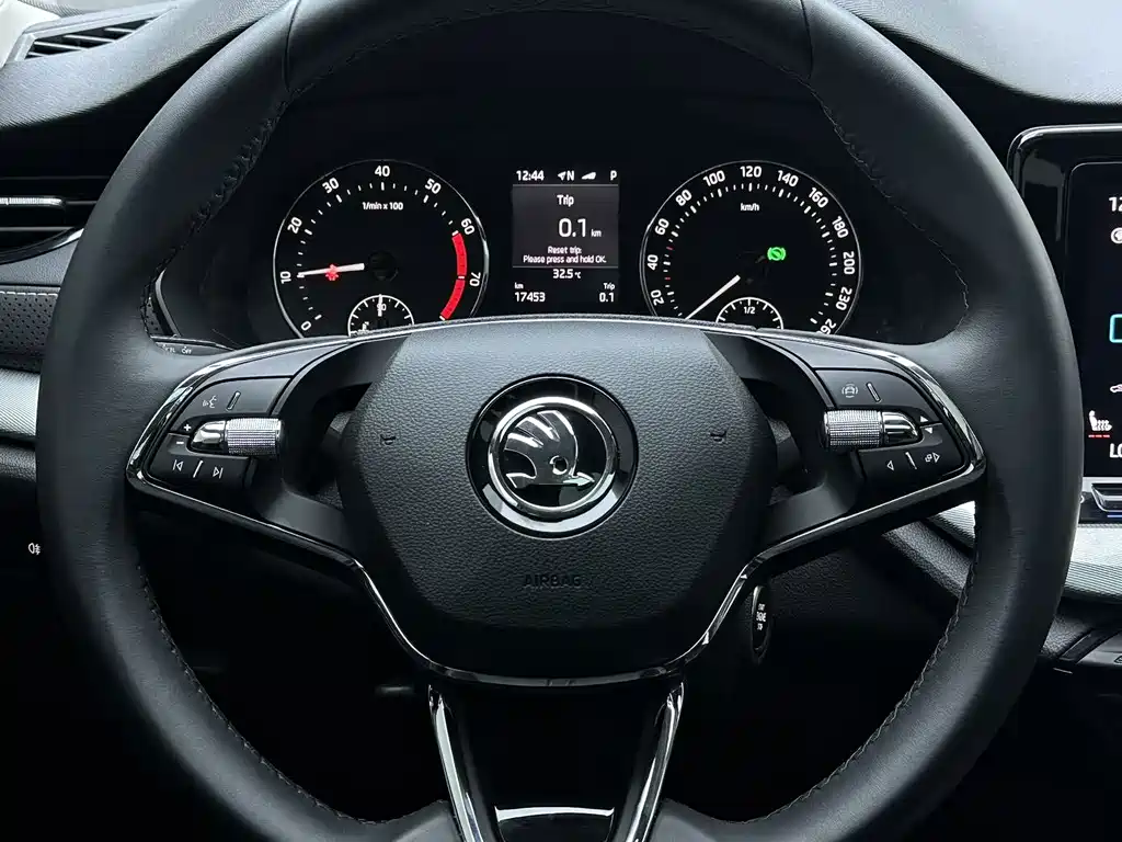 Skoda Octavia фото 12
