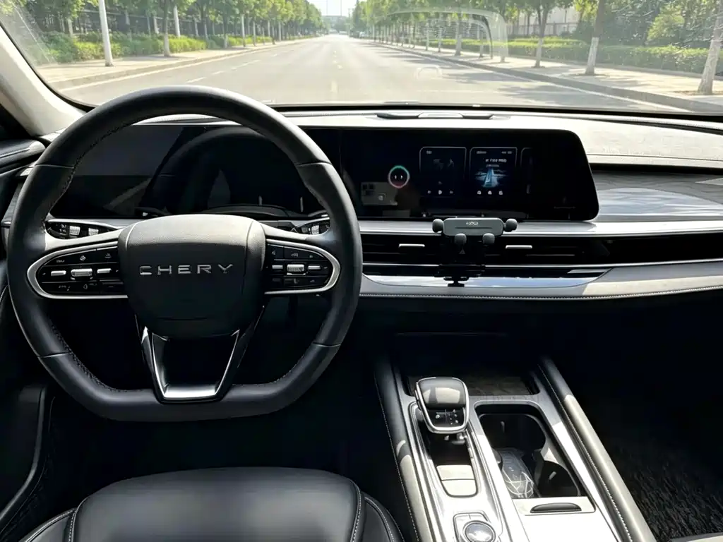 Chery Arrizo 8 фото 8