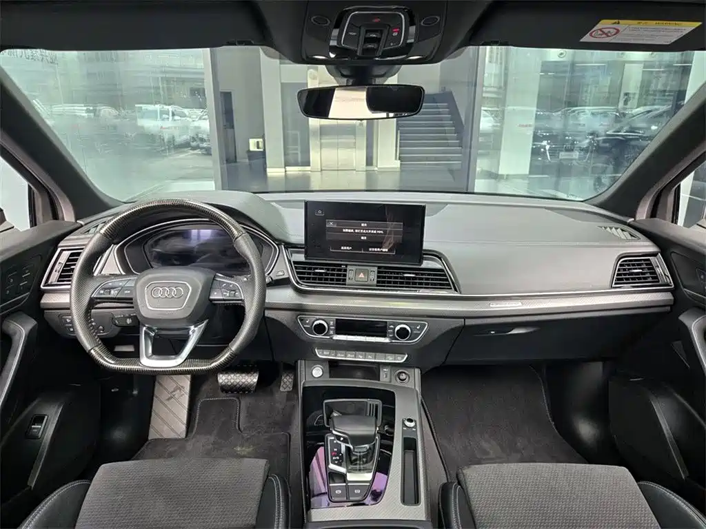 Audi Q5L Sportback фото 6