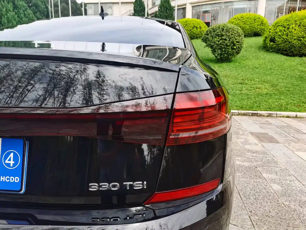 Volkswagen Passat фото 10