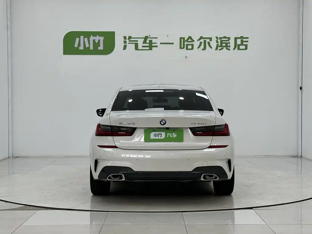 BMW 3 Series фото 6