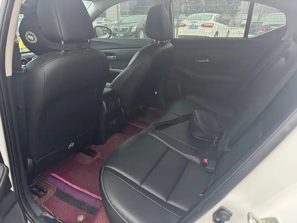 Nissan Sylphy фото 5