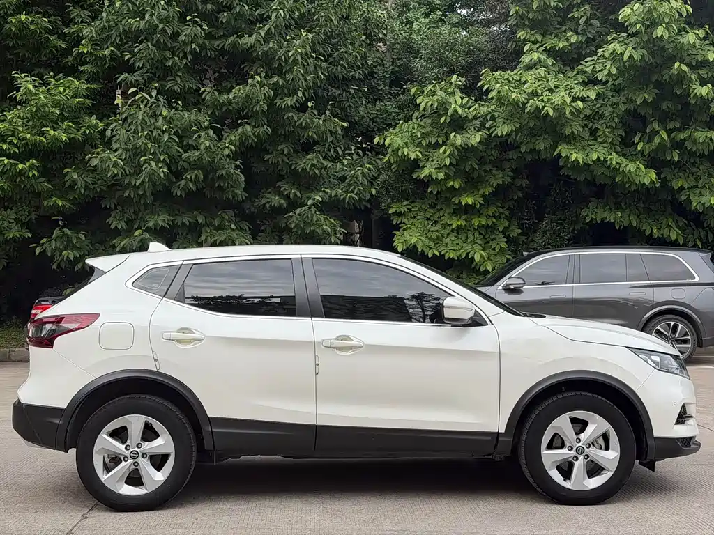 Nissan Qashqai фото 7